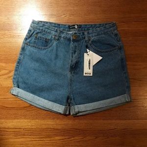 BOOHOO JEAN SHORTS NEW WITH TAGS